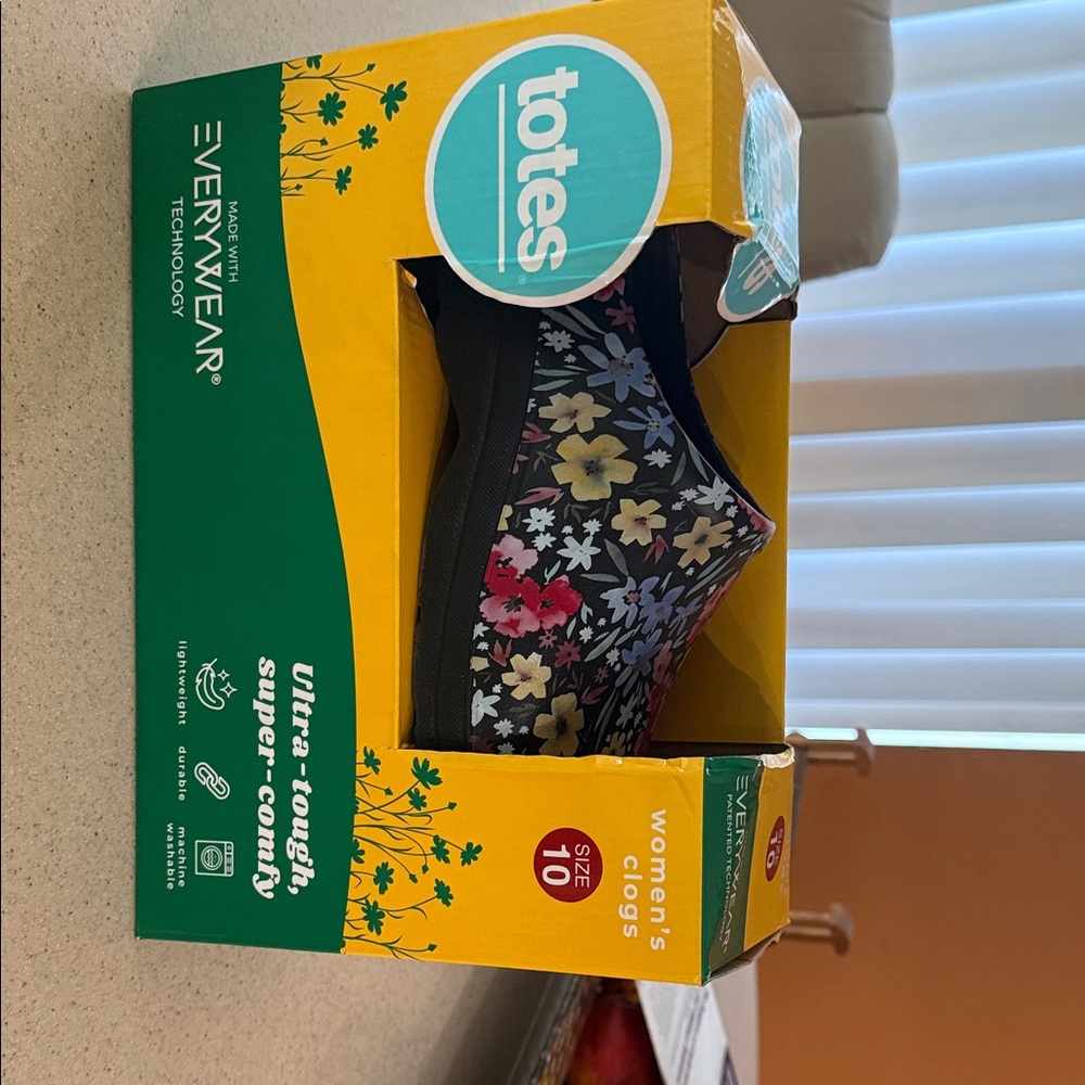Totes Women's Black and Multicolor Floral Clogs